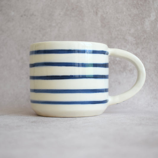 Taza rayas azules