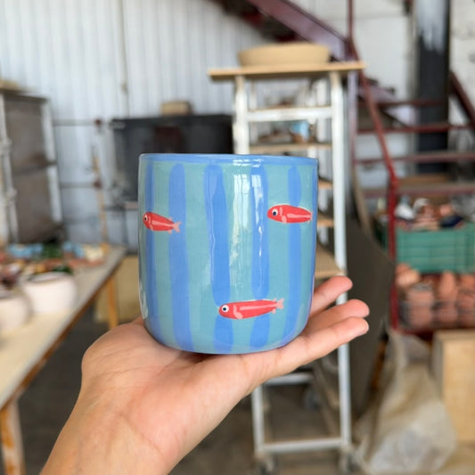 Vaso rayas y peces azul