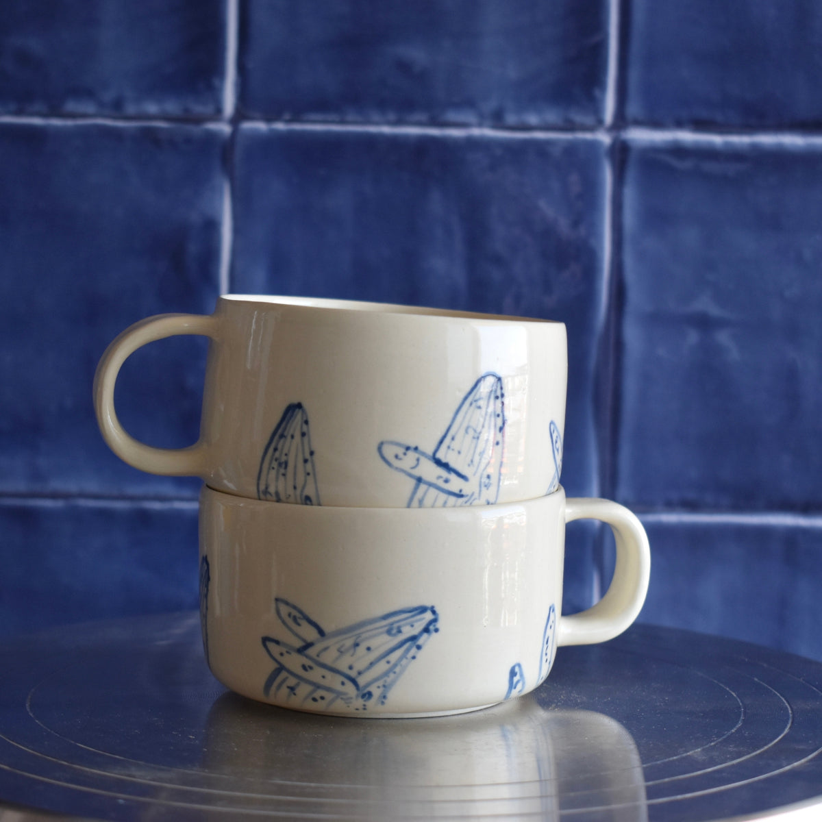 Taza Jorobadas Bailando