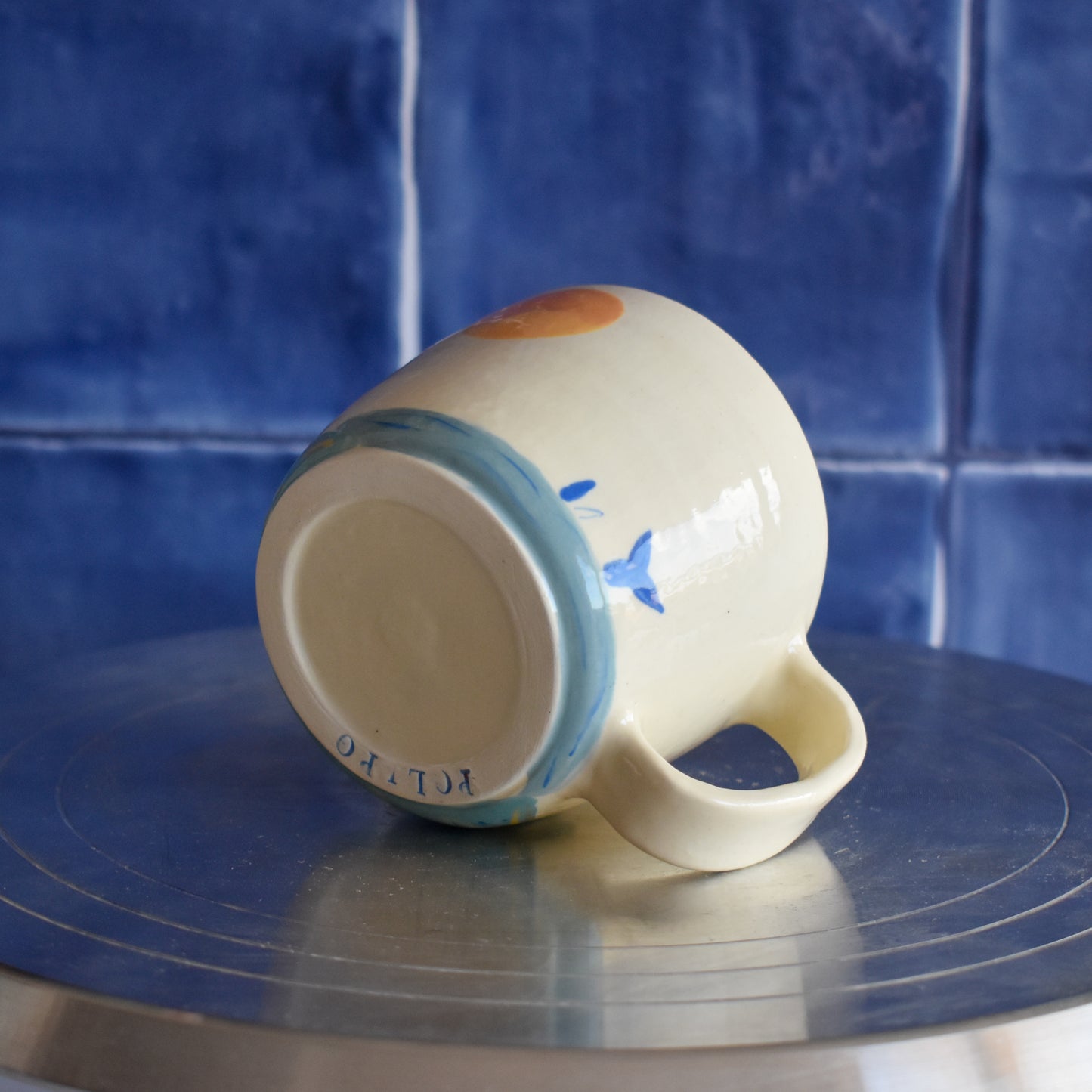Taza entre el desierto y el mar