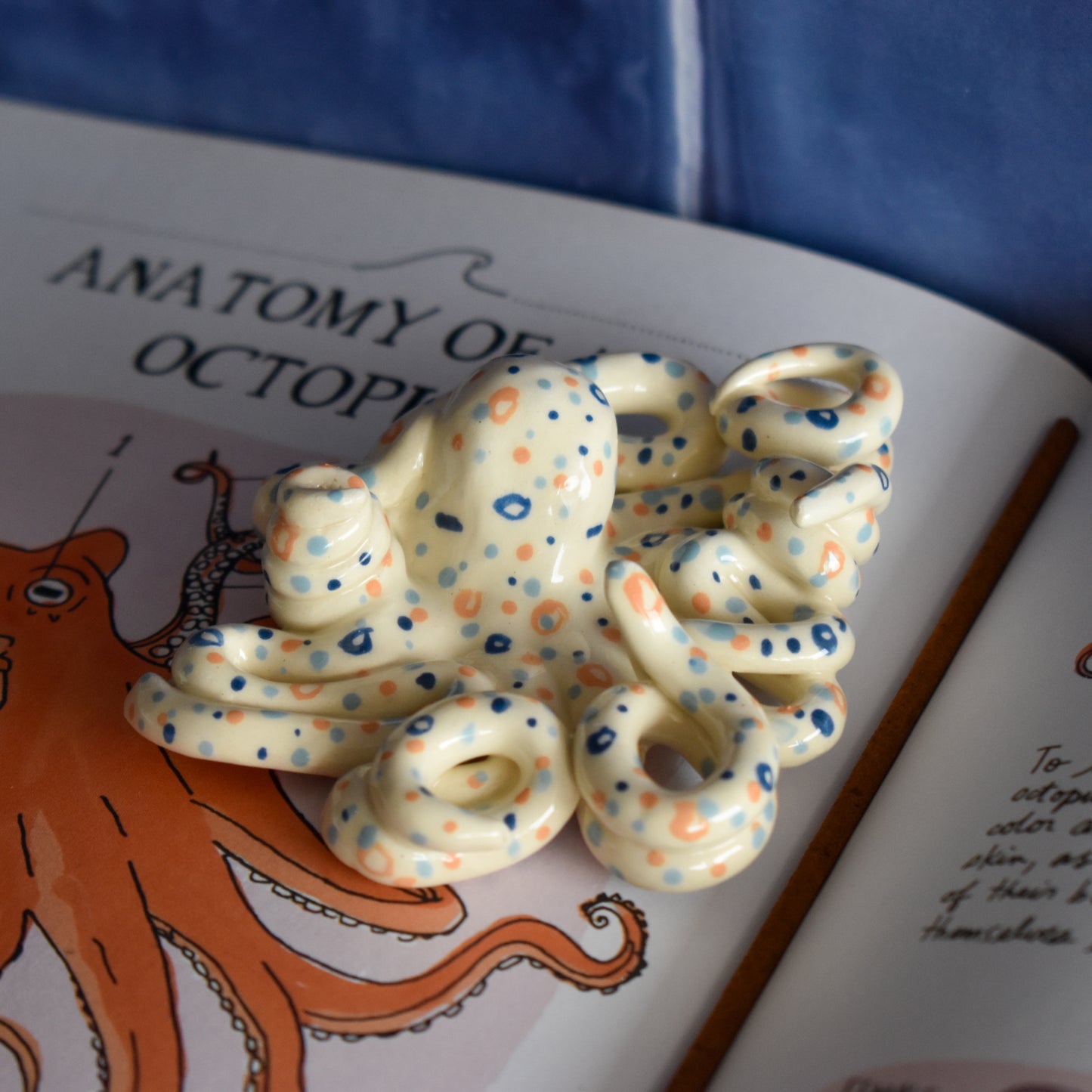 Pulpo blanco portaincienso
