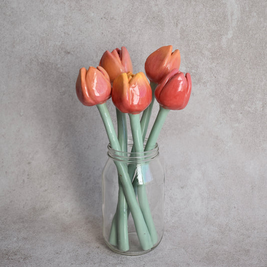 Tulipán de cerámica